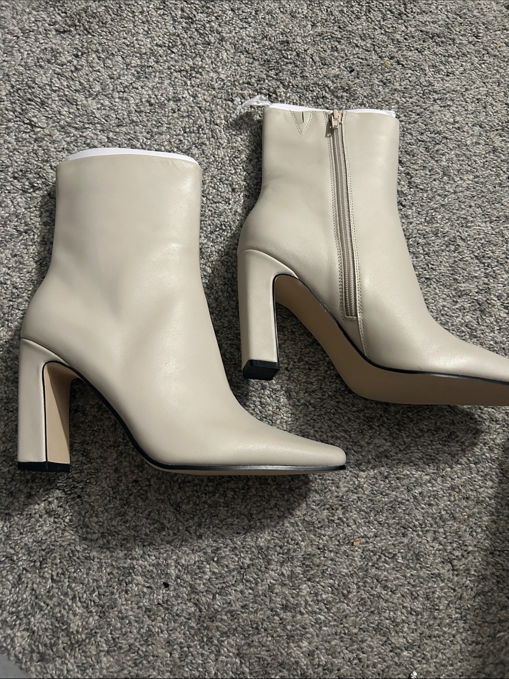 Steve Madden Women's Cream Mid-Heel Ankle Boots